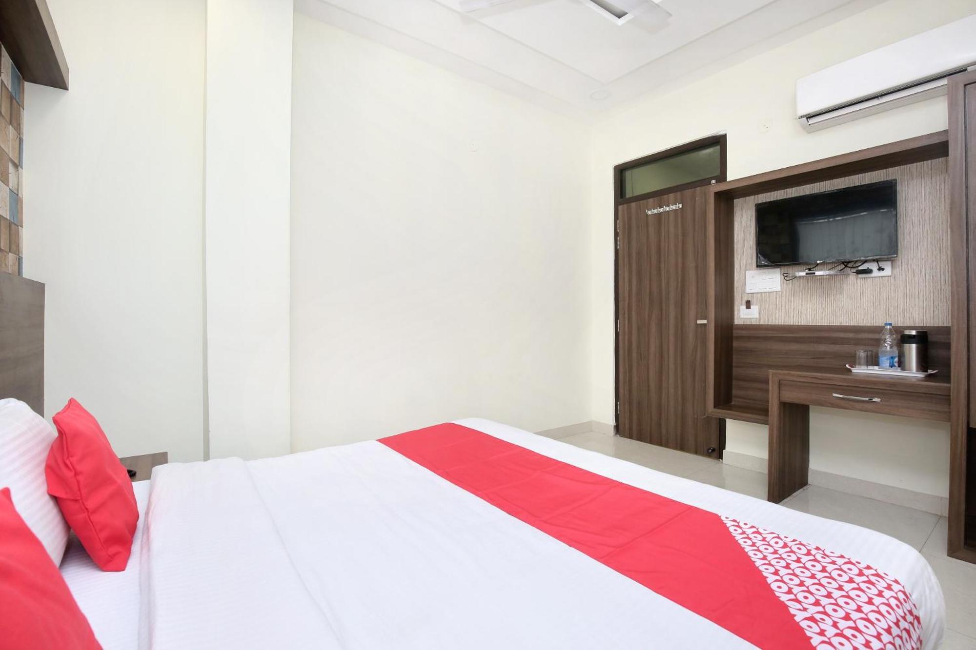 Oyo 17307 Hotel Kings Amritsar Exteriér fotografie